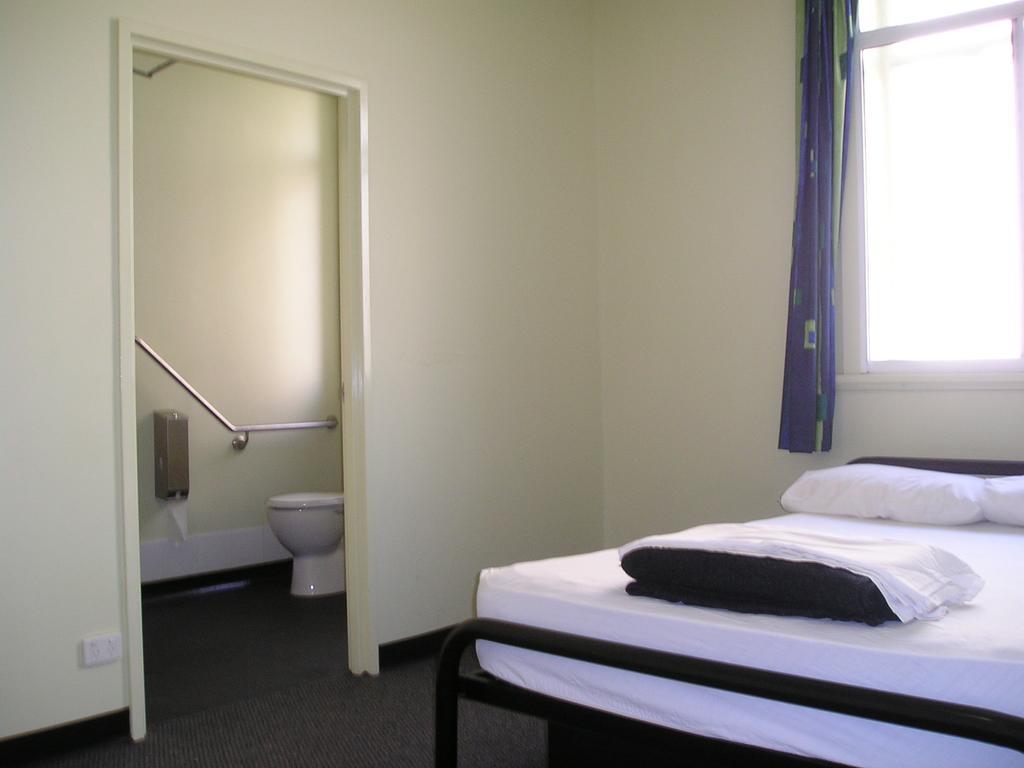 Base Brisbane Embassy Hostel Luaran gambar