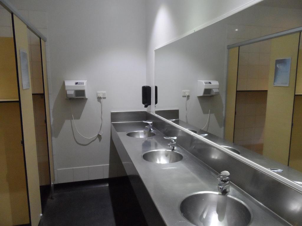 Base Brisbane Embassy Hostel Luaran gambar