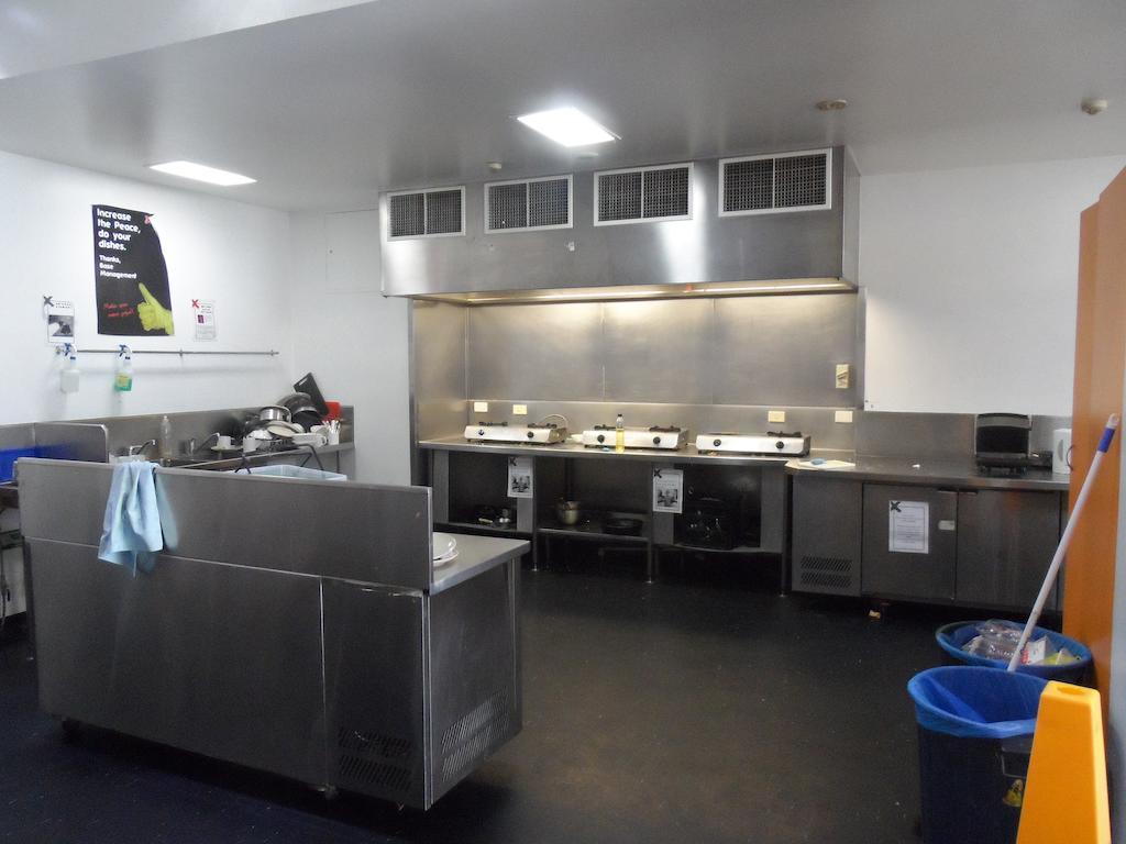 Base Brisbane Embassy Hostel Luaran gambar