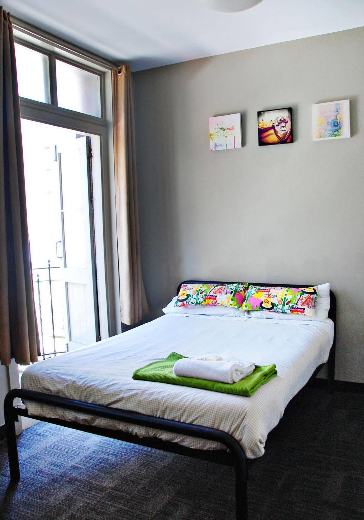 Base Brisbane Embassy Hostel Luaran gambar
