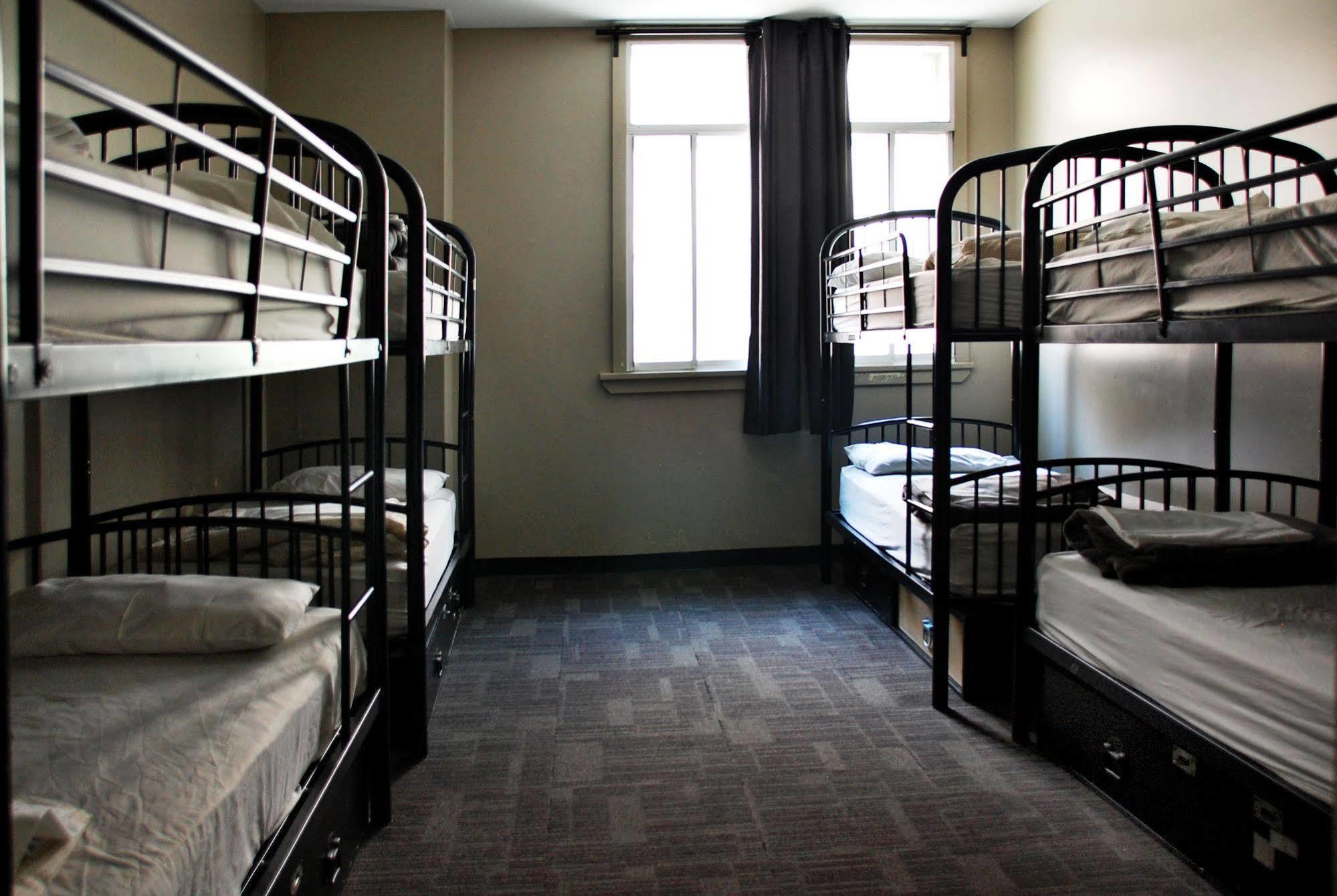 Base Brisbane Embassy Hostel Luaran gambar